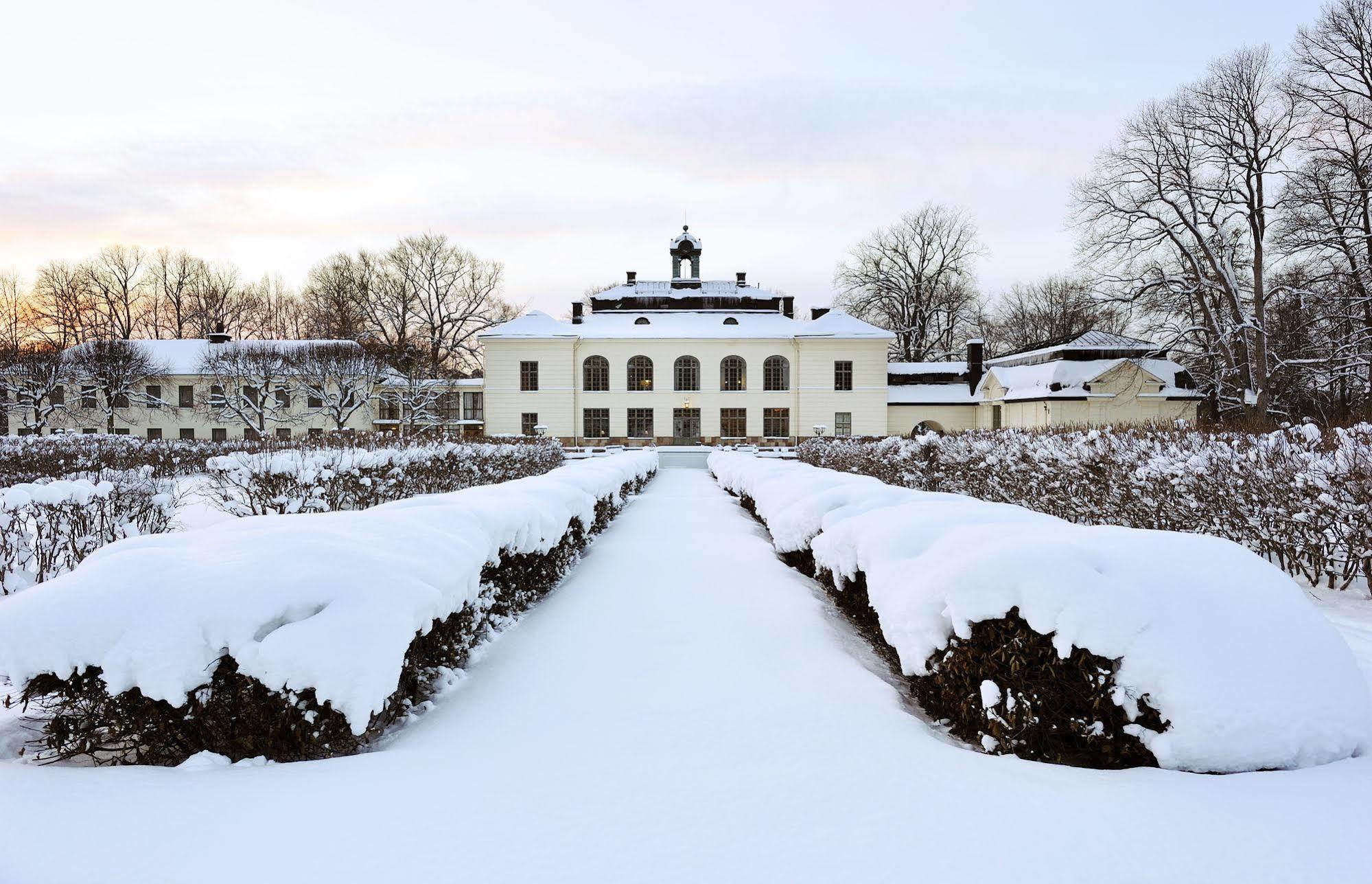 Naesby Slott Hotel Taby Exterior photo
